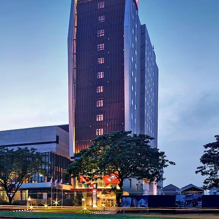 Ibis Gading Serpong Eksteriør billede