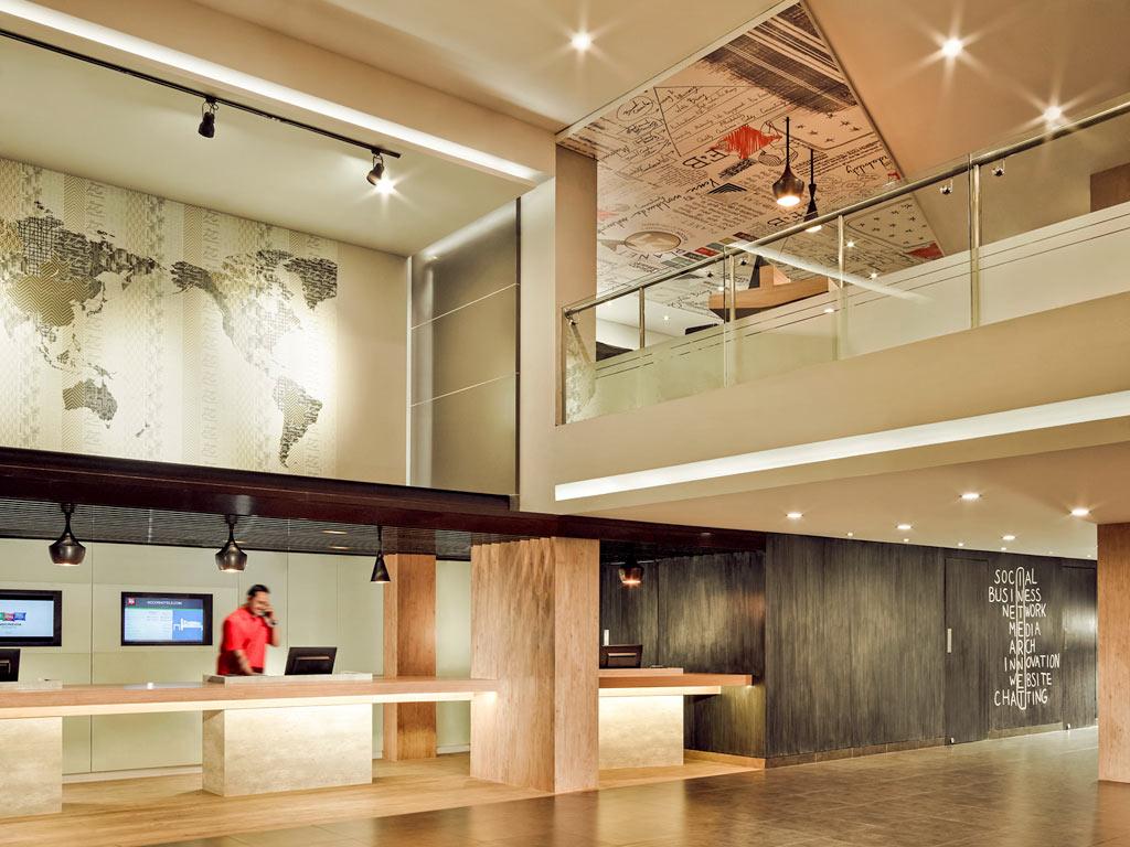 Ibis Gading Serpong Eksteriør billede