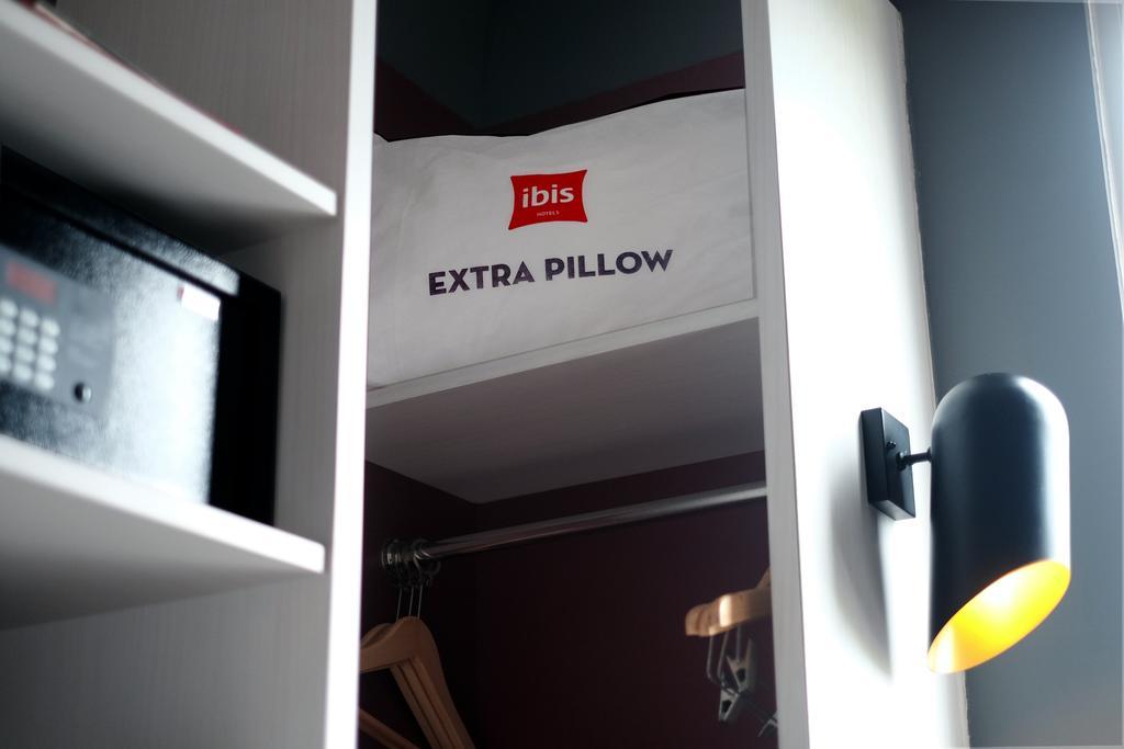 Ibis Gading Serpong Eksteriør billede